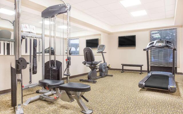 Garner Hotel August West by IHG