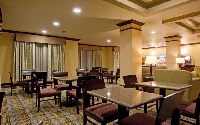 Holiday Inn Express & Suites Frazier Park by IHG