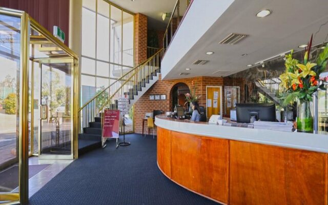 Quality Hotel Melbourne Airport