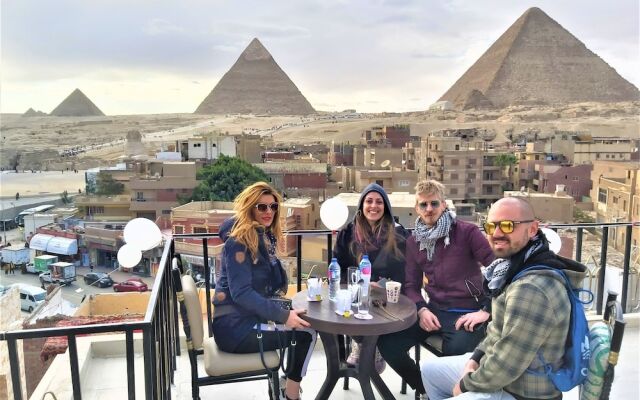 Golden Pyramids Inn