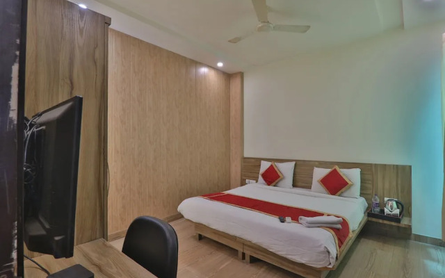 Hotel Aarya