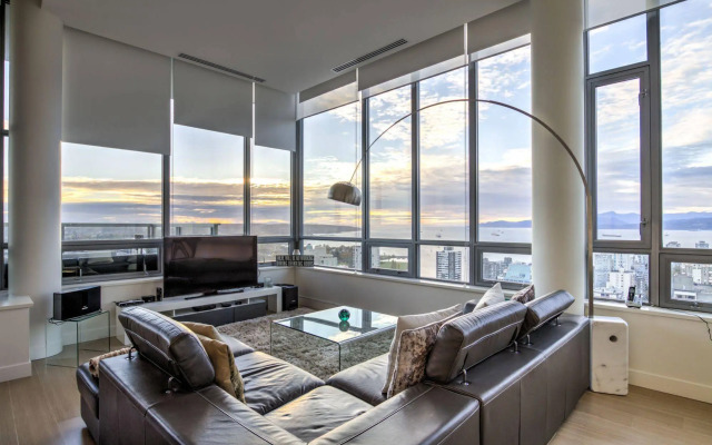 The Residence Club Vancouver
