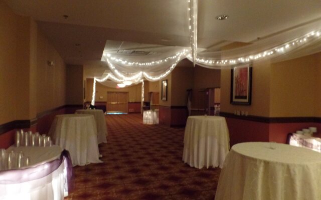 DoubleTree by Hilton Owatonna