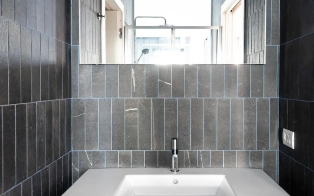 Alkamuri Posh Hotel Spa 105 Suite Superior