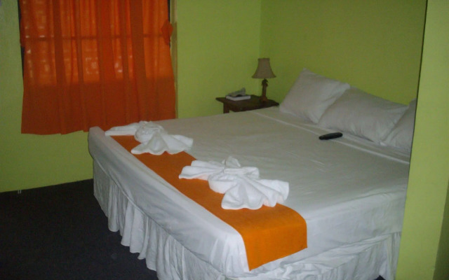 Best Time Inn Hotel - Car Rental