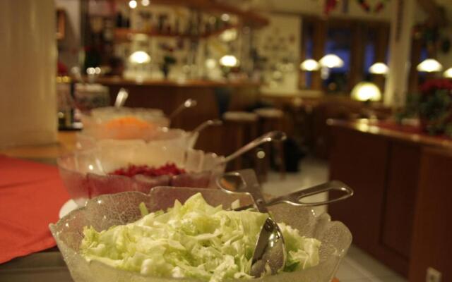 Trip Inn Aktivhotel & Restaurant Sonnenhof bei Passau ehemals Sporthotel Sonnenhof