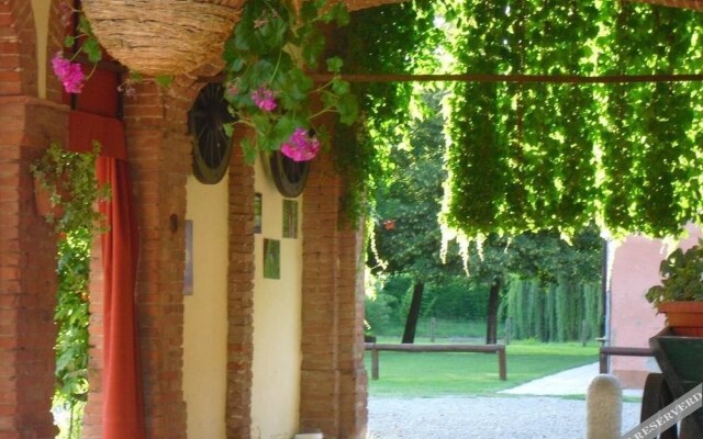 Agriturismo La Lupa