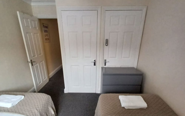 Southampton 2-bedroom House