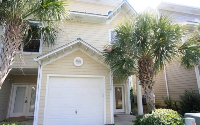 Beach Pointe 301 by Destin Getaways