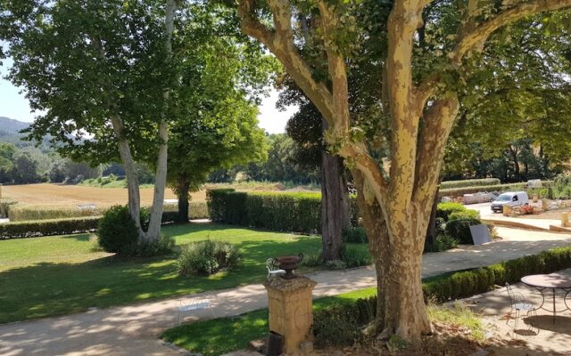 Domaine de Valbrillant Chambres d'hôtes