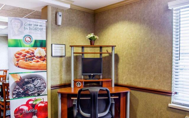 Quality Inn & Suites CVG Airport