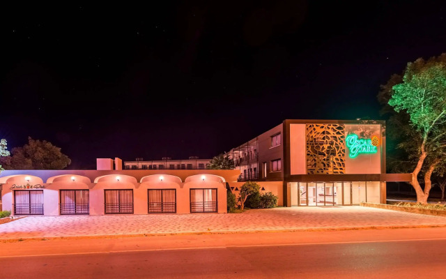 Oscar Park Hotel