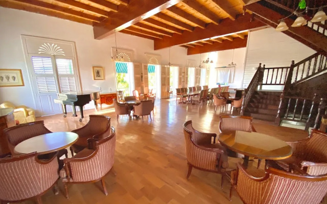 Manoir Adriana Hotel