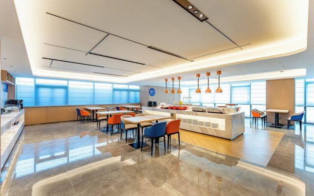 Holiday Inn Express Nanjing Riverside by IHG