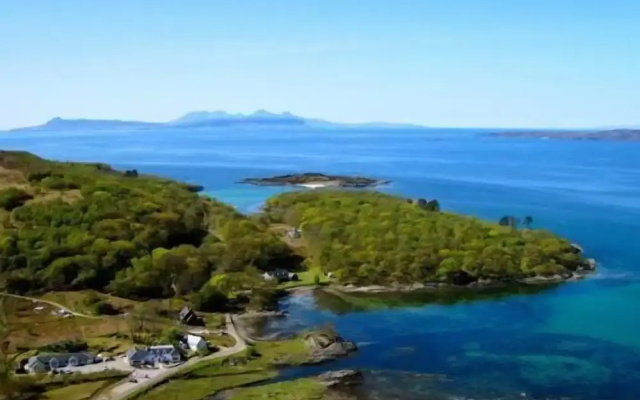 Glenuig Inn