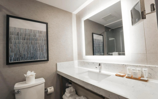 Radisson Plaza Hotel & Suites Kalamazoo