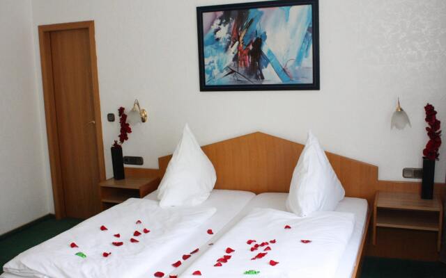 Mainbogen Hotel