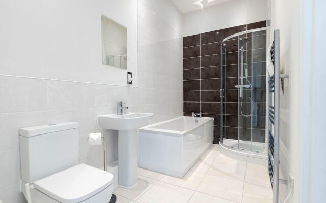 Two-bedroom by Leeds Art Gallery by Belvilla