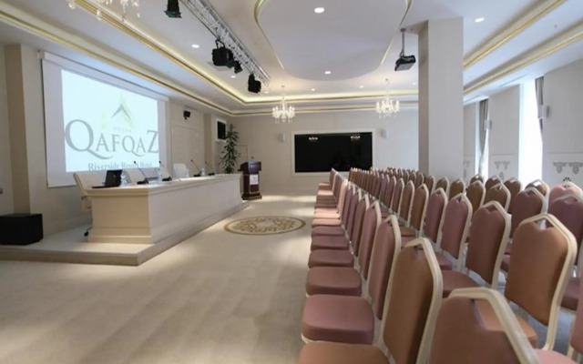 Qafqaz Riverside Resort Hotel