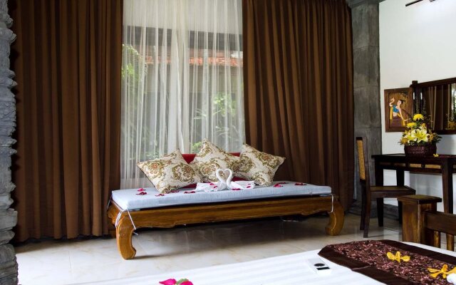 White House Beach Resort And Spa