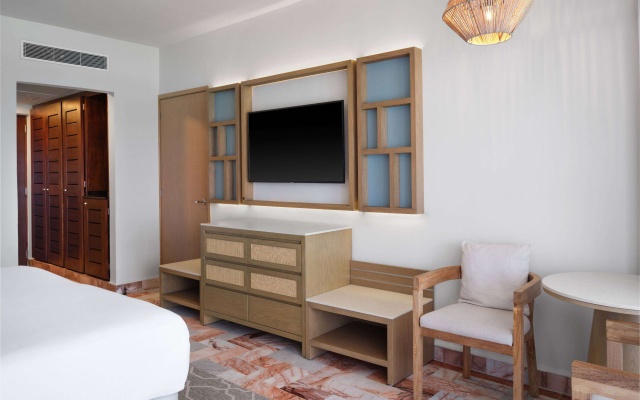 Wyndham Grand Cancun All Inclusive Resort & Villas