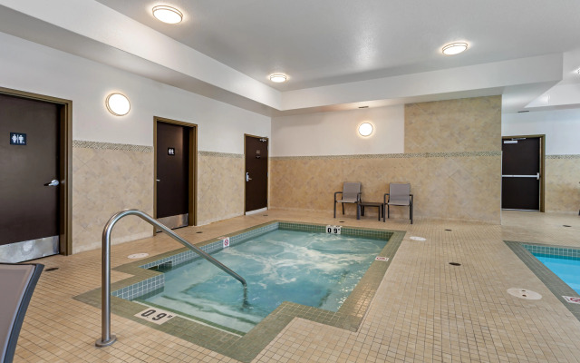 Best Western Plus The Inn At St. Albert