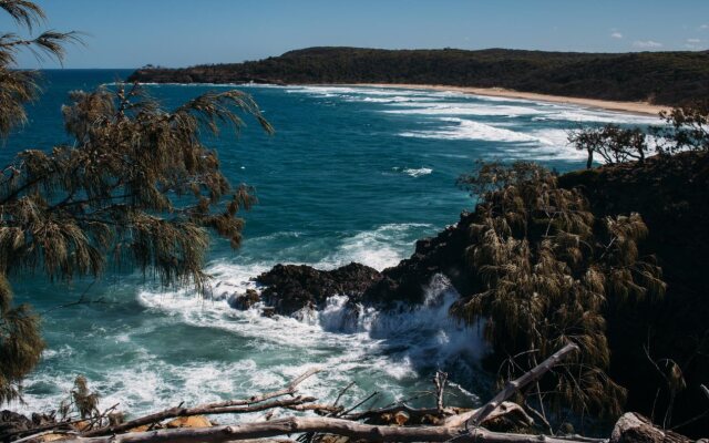 Nomads Noosa Backpackers Hostel