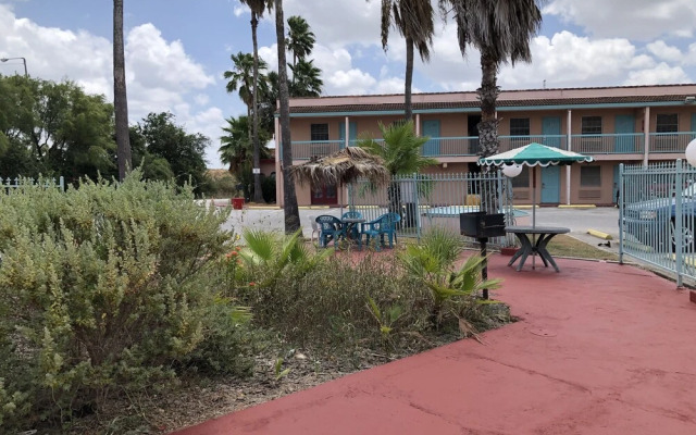 University Inn & Suites