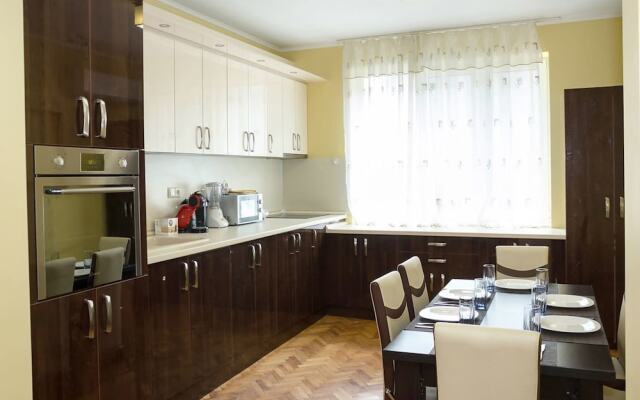 Fm Premium 2 Bdr Apartment Varna Center