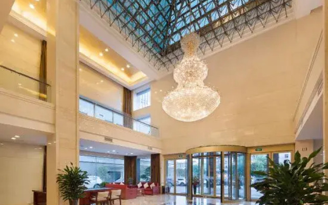 Sunshine Hotel