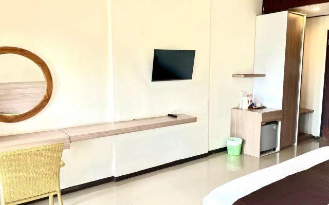 Surya Kencana Seaside Hotel