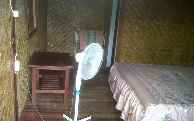 Banyuwedang Home Stay