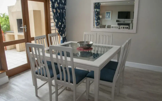 Villa 8