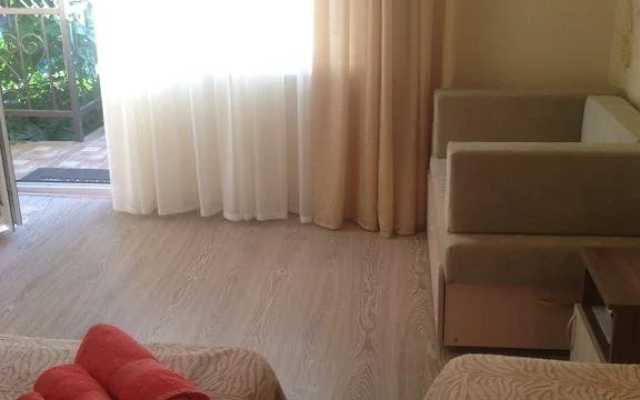 Guest House On Novorossiyskaya,110A