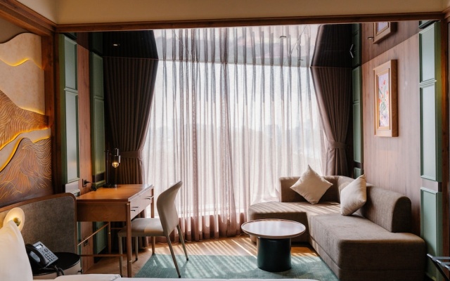 La Passion Premium  Cau Go Hotel – Guest Rooms – Hanoi