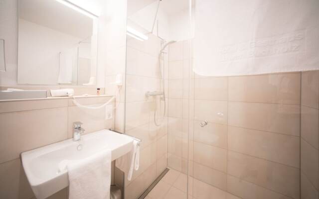 Hotel & Gasthaus Löwen