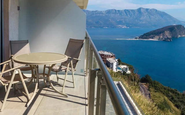 Altezza 14 Premium Tophill best view and pool