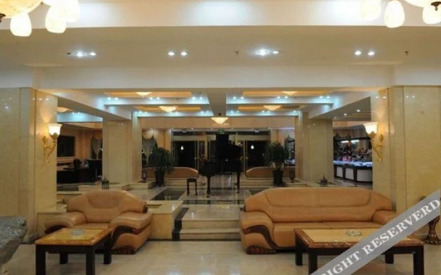 Mystic Lake Grand Hotel