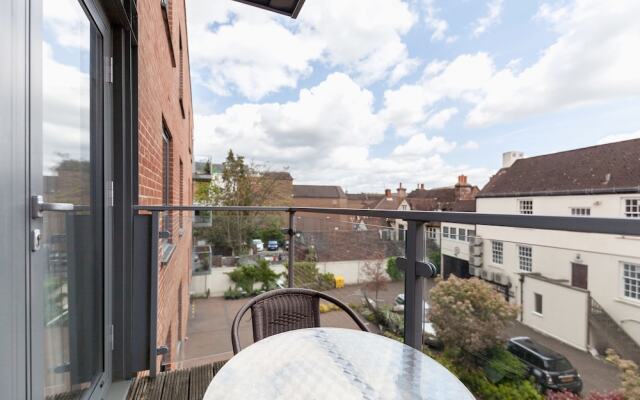 Roomspace Apartments -Marquis Court