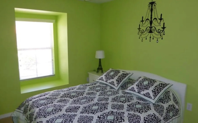 Compass Bay 5162