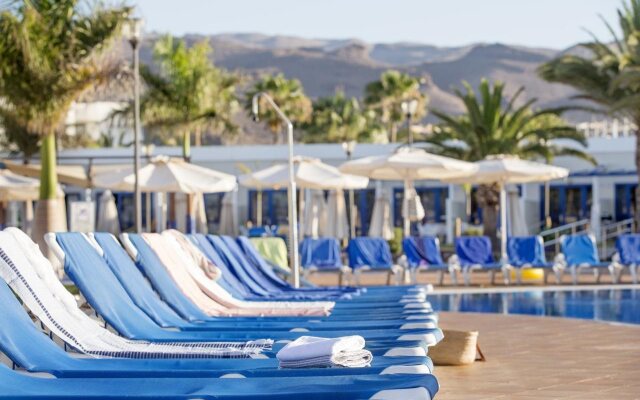 Grupotel Playa Feliz