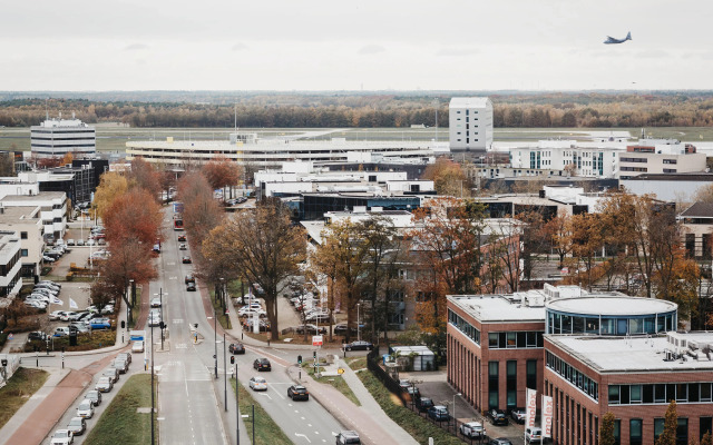 Holiday Inn Eindhoven Airport by IHG