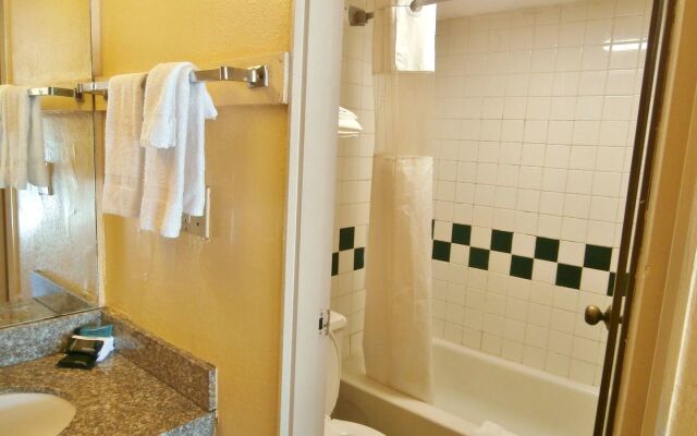 Country Hearth Inn & Suites Cartersville