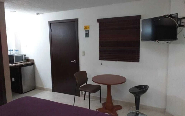 Premier Hotel Suites