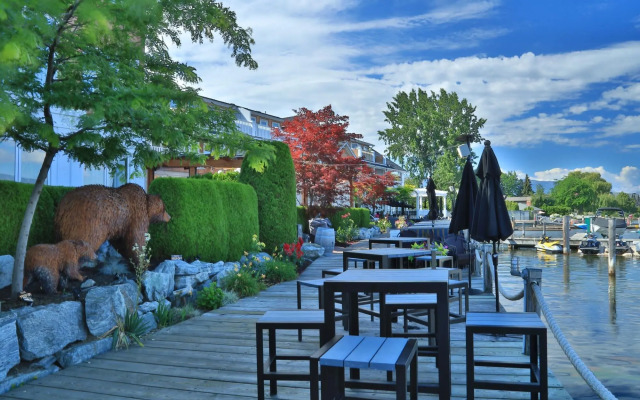 Villa's At Eldorado Resort