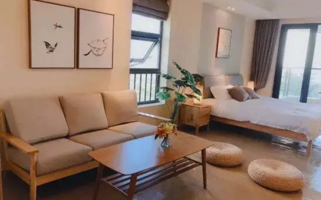 Langcheng Holiday Apartment