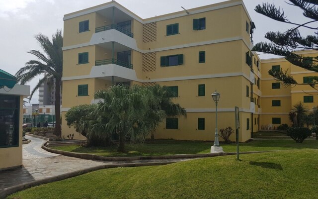 TC Las Olas 220