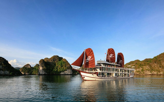 V'Spirit Cruise