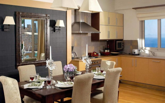 Pleiades Luxurious Villas