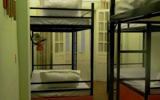 Hanoi Massive Hostel